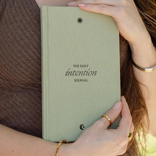 The Daily Intention Journal® - Inspirational Gratitude Motivation Reflection Manifestation Mindfulness Daily Journal - Eco-Friendly and Plastic-Free - Mantra® Brand Journal – January 1, 2023