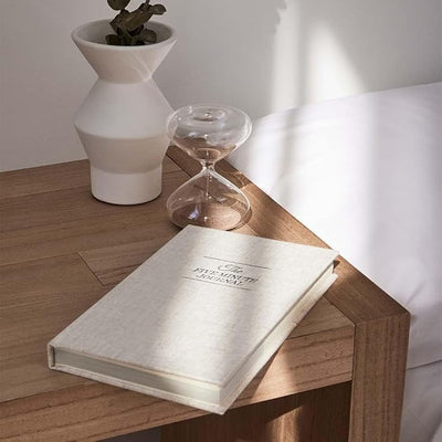 Intelligent Change The Five Minute Journal - Original Daily Gratitude Journal 2025 for Happiness, Mindfulness & Reflection - Daily Affirmations - Undated Planner Gifts for Women & Men - Forever Consciousness